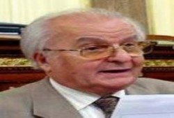 نقابة الأطباء تكرم أعضاءها الذين سافروا لغزة