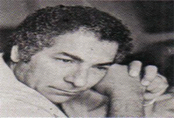 أنيس منصور يعترف في كتاب جديد: أنا مهندس علاقات السادات مع اليهود!