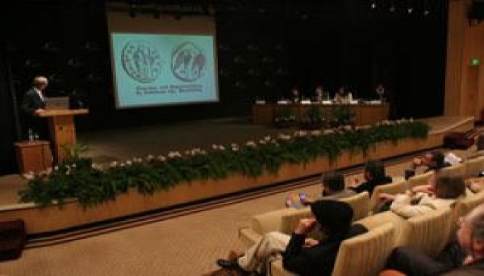 تاريخ الأوراق والنقود المعدنية فى المنتدى الدولى الرابع للنقوش بمكتبة الإسكندرية