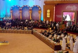 فورين بوليسى: قمة الدوحة انتهت بالفشل والتذمر وبيانها تافه