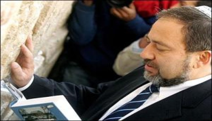 محمود المبارك يكتب : لمن تقشعرّ الأبدان؟!