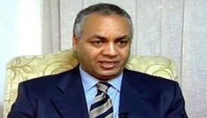 سرور يصف سلوك مصطفى بكري بغير المحترم ، والسادات يطالب بالتخلص من العادلي