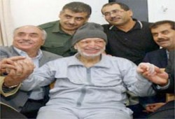 اسألوا "أبو مازن" عن أسباب التأخيرفى تشريح جثة ياسرعرفات