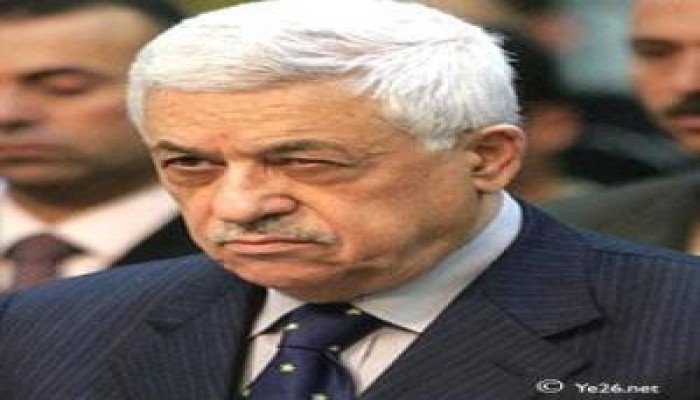 عباس يهنئ بيريز بعيد الفصح اليهودي بعد يوم من تهنئته نتنياهو