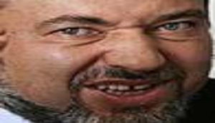 حازم فاروق ينتقد اللقاء المرتقب لـ عمر سليمان مع ليبرمان