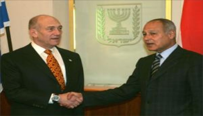 أبو الغيط  يساوي بين التهديد النووي االصهيوني ، والإيراني