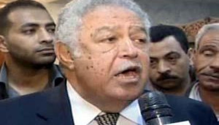 رجائى عطية يطالب النظام المصرى التزام الحياد ويشن هجوما على الحزب الوطنى