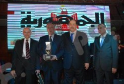 كلمات مسمومة لـ محمد على إبراهيم  عن موزه المطلق  تطيح بـ 30ألف مصري يعملون فى قطر