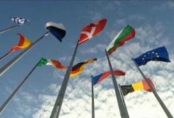 انتخابات أوروبا في مراحلها الأخيرة والاحزاب المتطرفة تتقدم