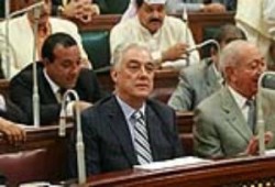 نواب الحزب الوطني لوزير البترول: وشك حلو علينا وعلي مصر