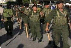 ميليشيا عباس تختطف 64 من أنصار "حماس" في الضفة في حملة غير مسبوقة