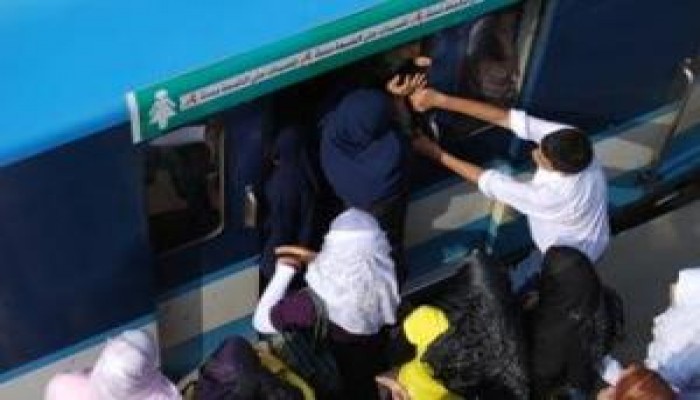 حريق مروع بإحدى محطات مترو الأنفاق