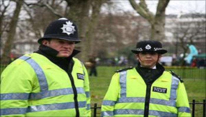 شرطي بريطاني مسلم يقاضي رؤسائه بسبب بن لادن