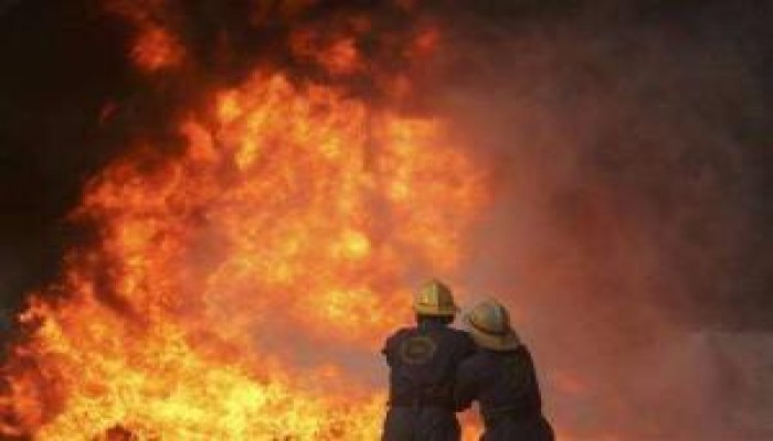حريق بمنطقة الرمل بالإسكندرية و تأخر حضور المطافي
