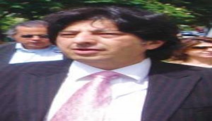 وجيه سياج يحجزعلى ارصدة مصر في لندن وباريس