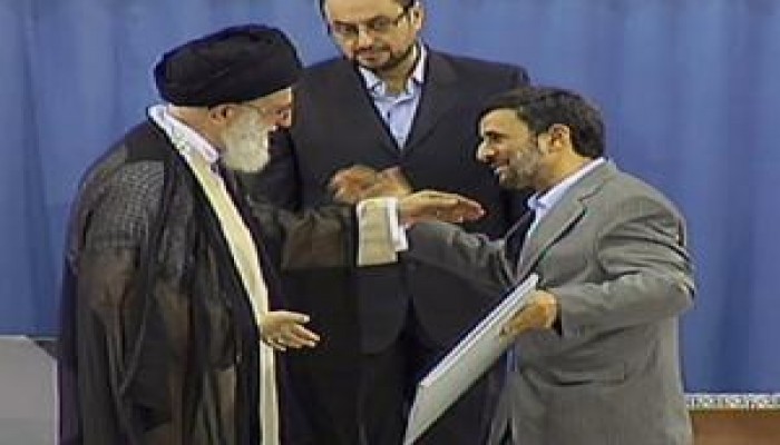 خامنئي يصادق على انتخاب نجاد