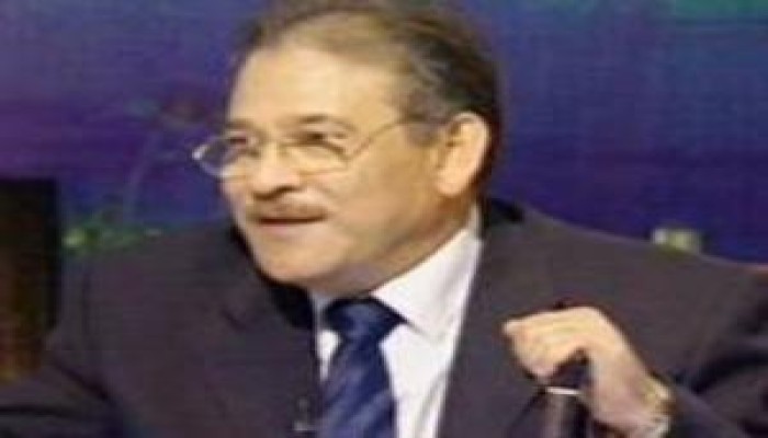 جابر عصفور يحمل "جهات أمنية" مسؤولية منح الجائزة للقمني