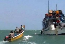 قراصنة صوماليون يعثرون على سبع جثث لزملائهم ويتوعدون المصريين
