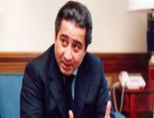 الدولة التي يتلاعب بها أحمد عز تمنح قرضاً بـ 1,8 مليار جنيه لحديد عز