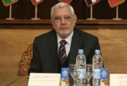 كيف يقضي عبد المنعم أبو الفتوح أمين عام إتحاد الأطباء العرب المعتقل تعسفياً أيام شهر رمضان