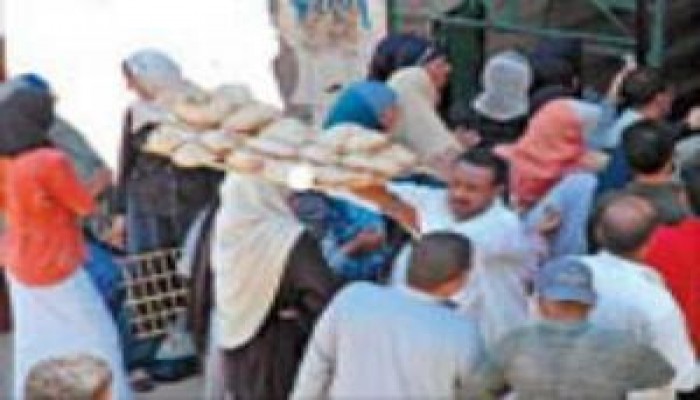 الحكومة تنتهي من إعداد دراسة لرفع سعر رغيف الخبز المدعم لـ 10 قروش ومخاوف من ثورة غضب شعبي