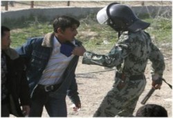 بعد تعذيب يوسف أبو زهري بوحشية حتى الموت: حملة لإطلاق معتقلين فلسطينيين بمصر