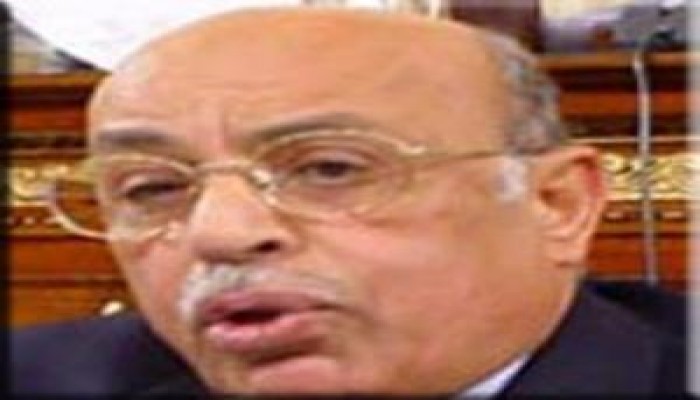 مفيد شهاب يعلن عدم صلاحية عمرو موسي وزويل لرئاسة مصر