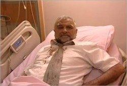 شبيلات يتهم السلطات بالاعتداء المبرح عليه بعد حديثه مع الجزيرة والذي انتقد فيه النظام