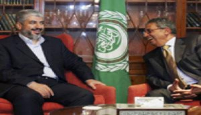 عباس يطالب موسى بمقاطعة حماس