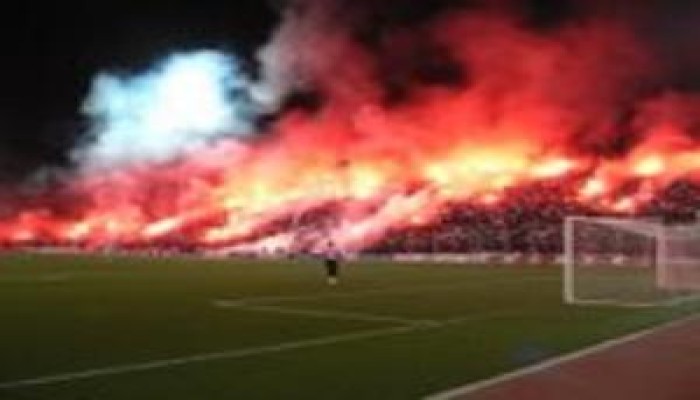 الجارديان : الصراع الكروي الحالي بين مصر والجزائر سببه الكيان الصهيوني