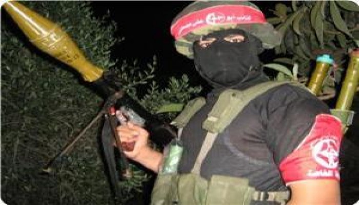 المقاومة تتصدى لتوغل الاحتلال شرق غزة وتستهدف جرافة بقذيفة صاروخية