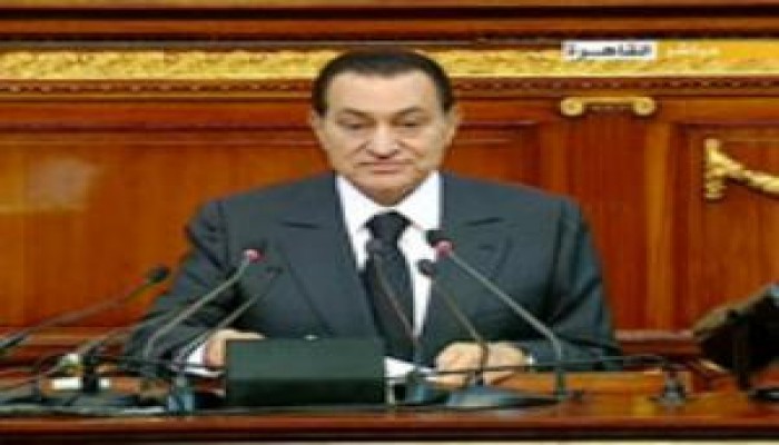 تداعيات مباراة الجزائر : مبارك يحذر إيران