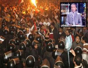 أحمد موسى (مخبر الأهرام ) يدعو إلى قتل الجزائريين في القاهرة