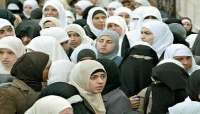 حظر النقاب في لجان الامتحانات بجامعة عين شمس