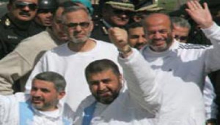 9 من أبطال المحكمة العسكرية يخرجون غدا الثلاثاء