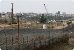 رئيس المخابرات العسكرية الفرنسي يتفقَّد جدار الفصل العنصري الفولاذي على حدود مصر مع غزة