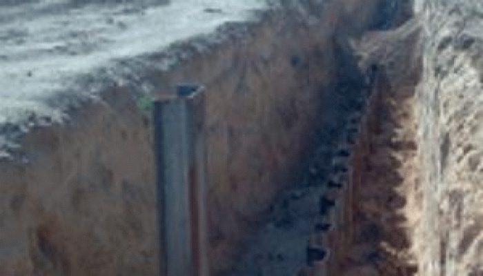 هآرتس":الجدار الفولاذي نموذج للخدمات المصرية لتل ابيب