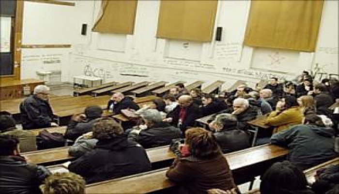 نشاطات يونانية لنصرة غزة