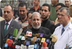 الزهار: إذا أراد العدو الصهيوني فتح الساحة الدولية للصراع فإنه يتحمَّل تداعيات ذلك