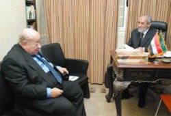 المرشد العام يلتقي السفير إبراهيم يسري