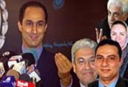 تايمز : المصريون يتقاتلون من أجل الخبز والغاز