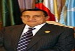 مبارك يفتتح مشروعات صغيره فى سوهاج بينها طريق دون إنارة والخبراء يعتبرونها لاتناسب مكانته