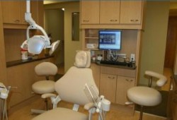 طبيبة أسنان ألمانية ترفض علاج فتى مسلم لأن اسمه جهاد