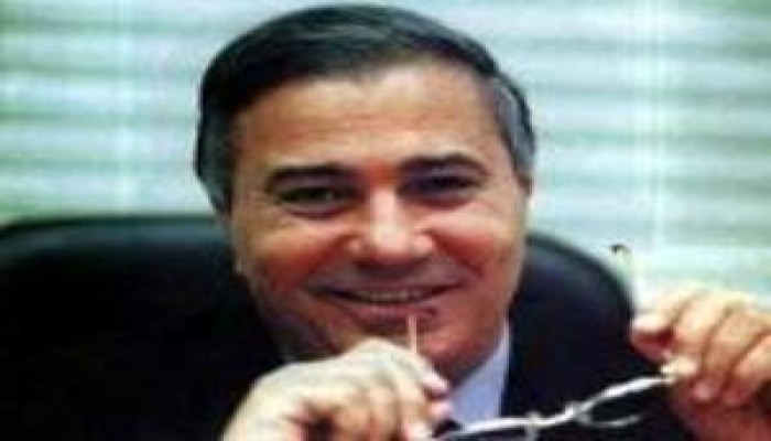 الأمن يمنع ندوة مشتركة بين أحمد زويل وفاروق جويدة  خوفاً من نقد النظام