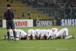 روز اليوسف والحملة على منتخب الساجدين .. بقلم حازم سعيد
