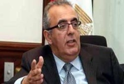 فضيحة : نظيف يصدر قرار علاج لوزير الصحة على نفقة الدولة بالإسترليني للإطمئنان عليه فقط