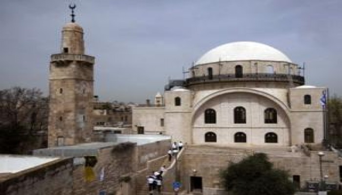 غضب ومواجهات احتجاجا على افتتاح كنيس الخراب اليهودي