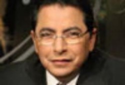 محمود سعد : لنرفع شارة تعديل الدستور مطلب شعبي على صدورنا..إذا لم يفعلها الرئيس