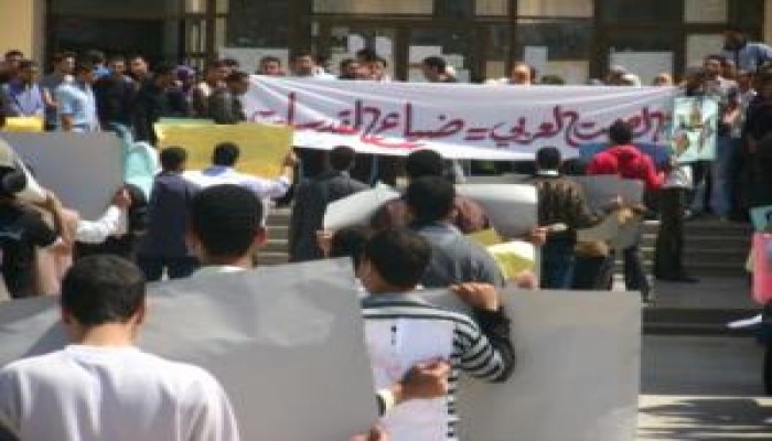 آلاف الطلاب بجامعات طنطا والمنوفية وبنها والفيوم يتظاهرون ضد تهويد القدس وتخاذل الحكام