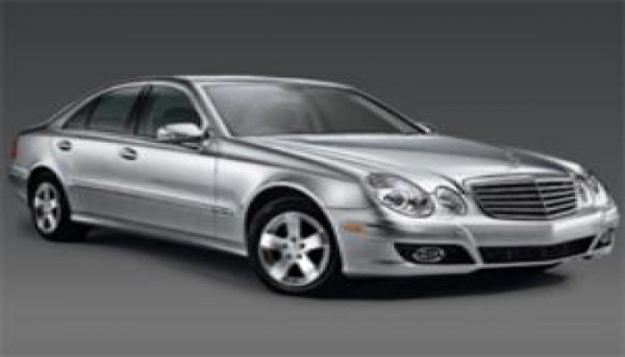 مرسيدس تدفع رشاوى لمسؤولين في 22 بلدا من بينها مصر